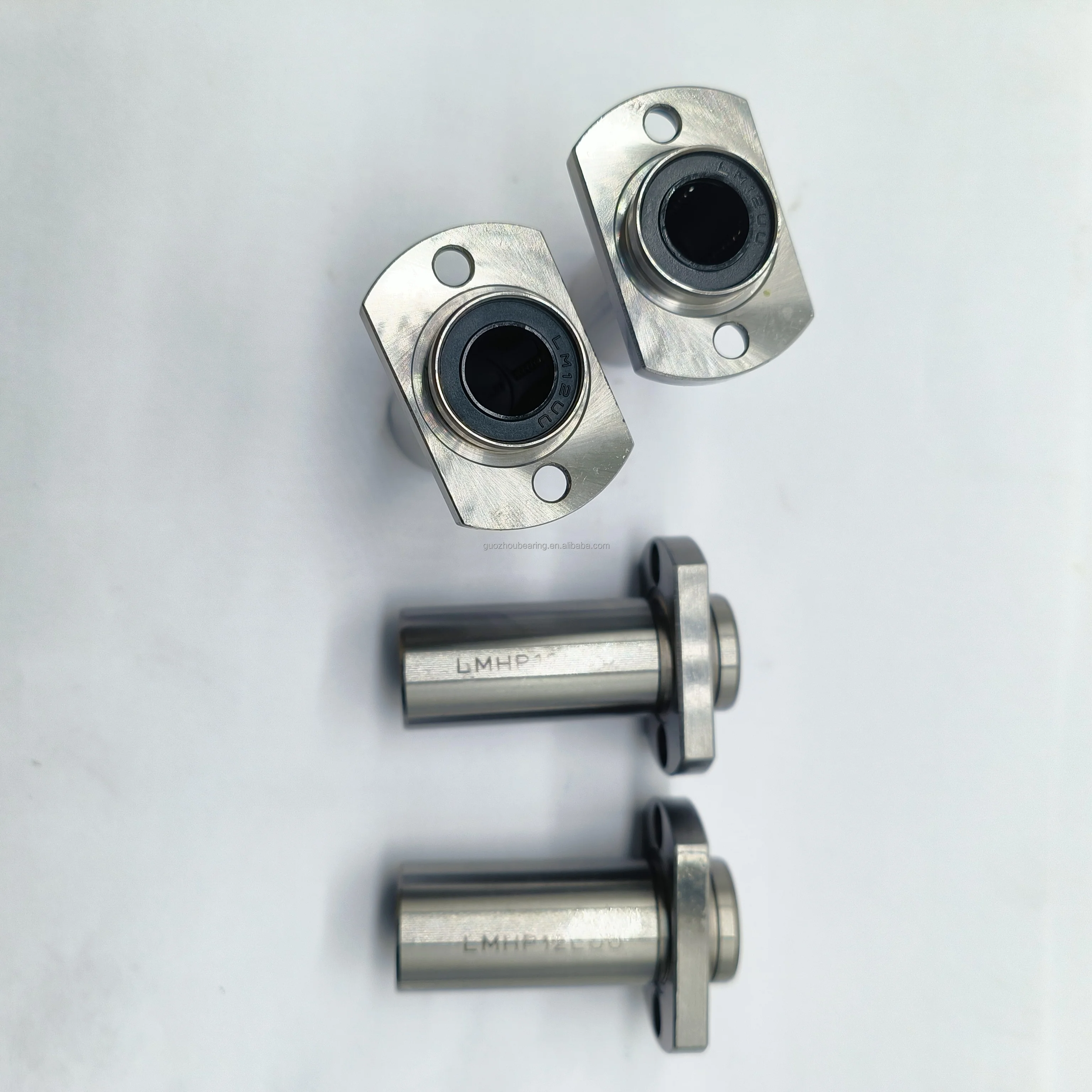 Roulement Linéaire LMK10UU 8 Mm – Pour Imprimante 3D Ou CNC – Neuf En Emballage
