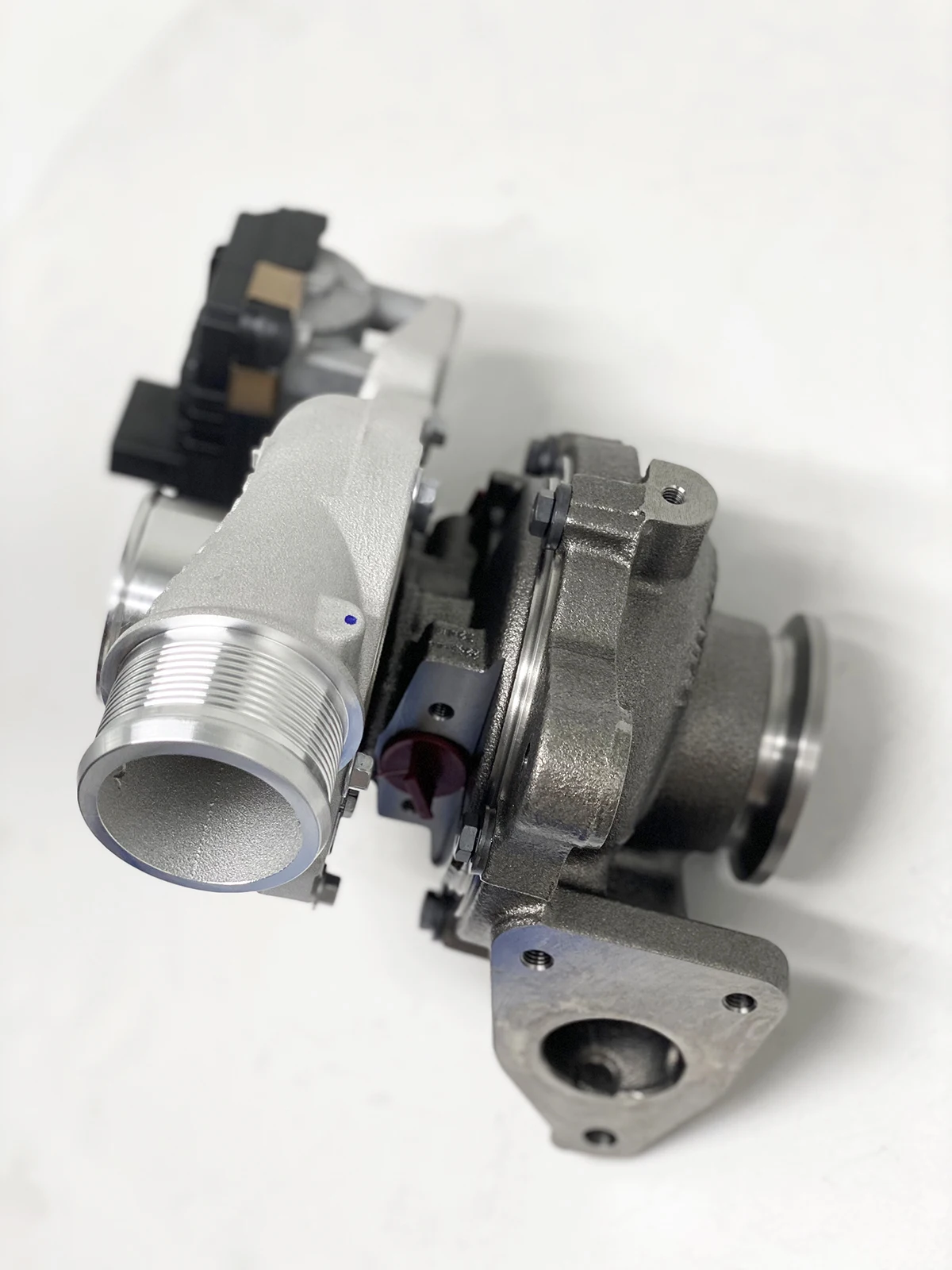 GTC1446 Turbocharger for SAIC MAXUS G10 1.9T Changan F70 Diesel Vehicles  D19 Engine 848184-0002 848184-5002 10168923