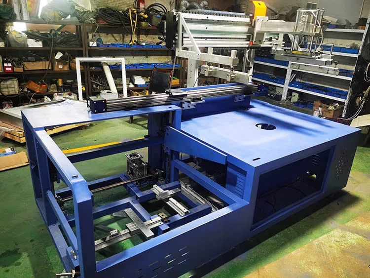 Auto Flatbed Spot Uv Screen Printing Machine for Paper Sheet Stickers ...
