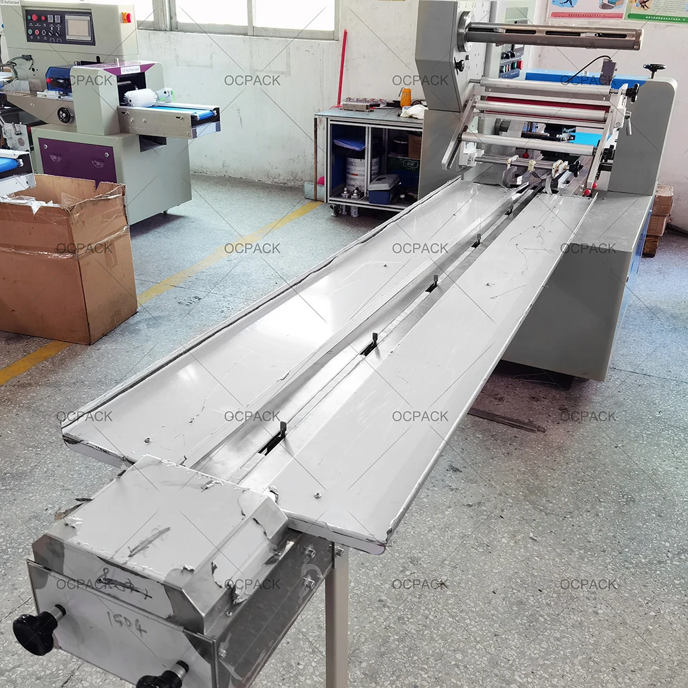 Manual Wrapping Machinery Chocolate Flow Packing Machine