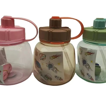 Wholesale of cartoon summer straw plastic cups for children and students