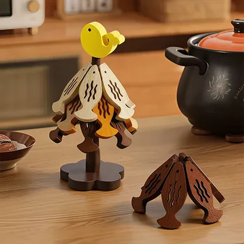 Tree-Shaped Bamboo Heat Insulation Mat/Coaster Anti-Scald High-Temperature Resistant Christmas Tree Coaster Small Fish Creative