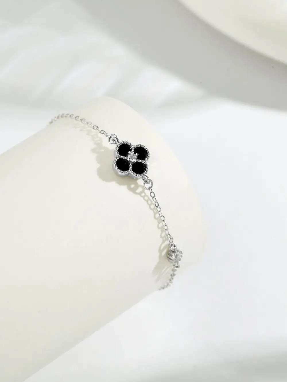 KAKODIY Certified Jewelry 925 Sterling Silver Rhodium 14K 18K Gold Plated Chain Charm Four Leaf Clover Lucky Bracelet detail 1