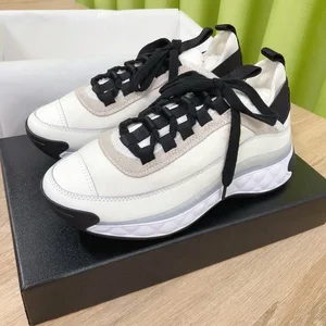 New Ladies Leather Thick Sole Sneakers Spring Autumn Edition Black Pink White Inside Height Increase