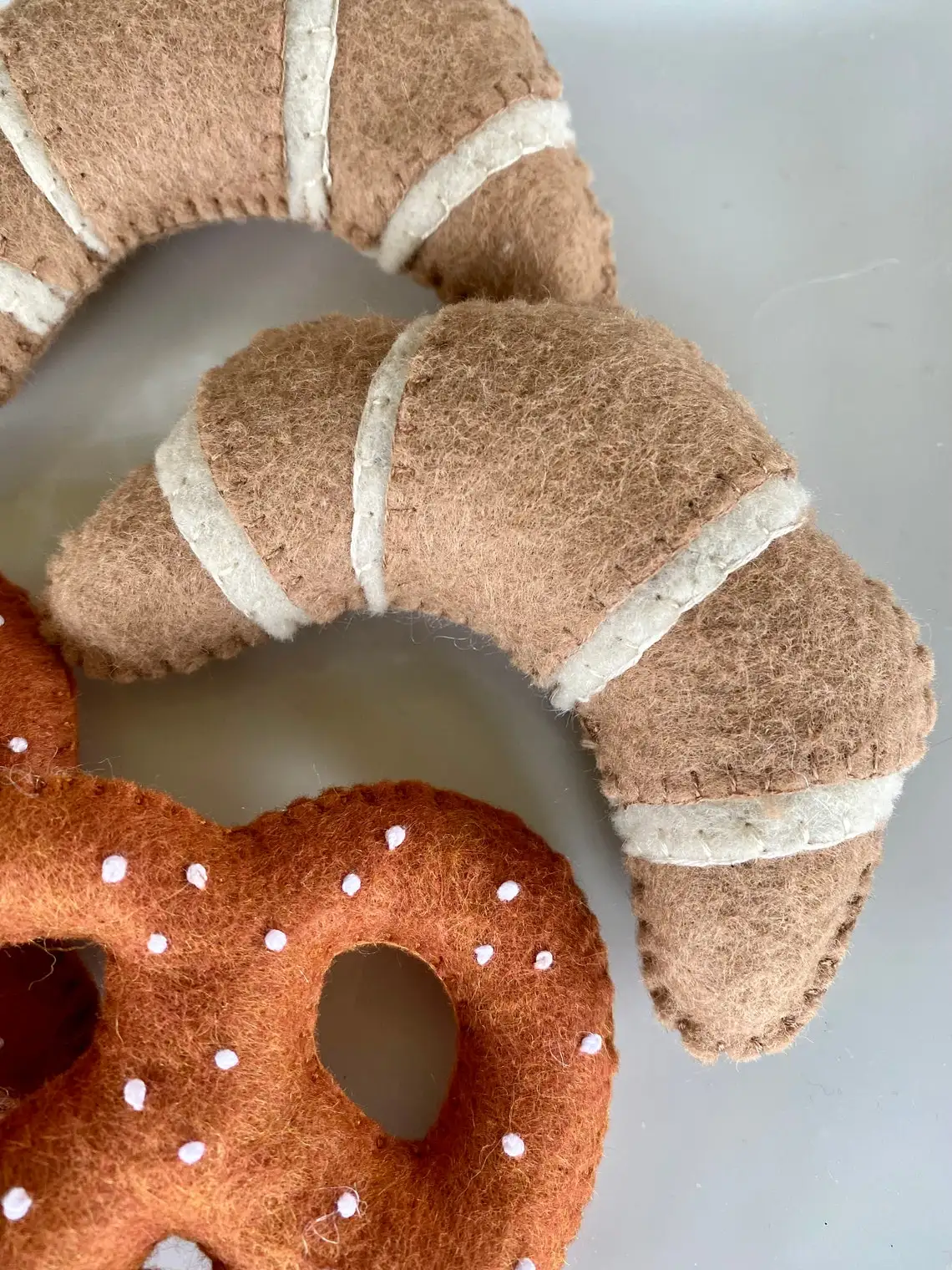 Фетровые круассаны фетровые ролевые игры фетровый хлеб фетровая еда