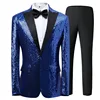 Haut bleu + pantalon noir + nœud papillon