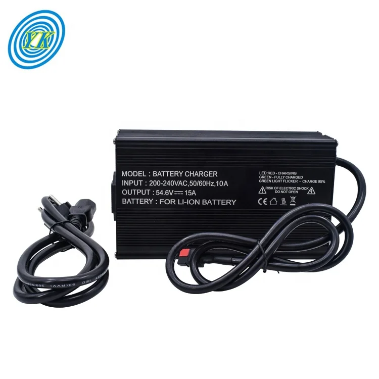 Chargeur De Batterie Voiture Etrogo 12V/24V 10A - Charge Rapide Avec écran LED - Pour Auto, Moto, Bateau