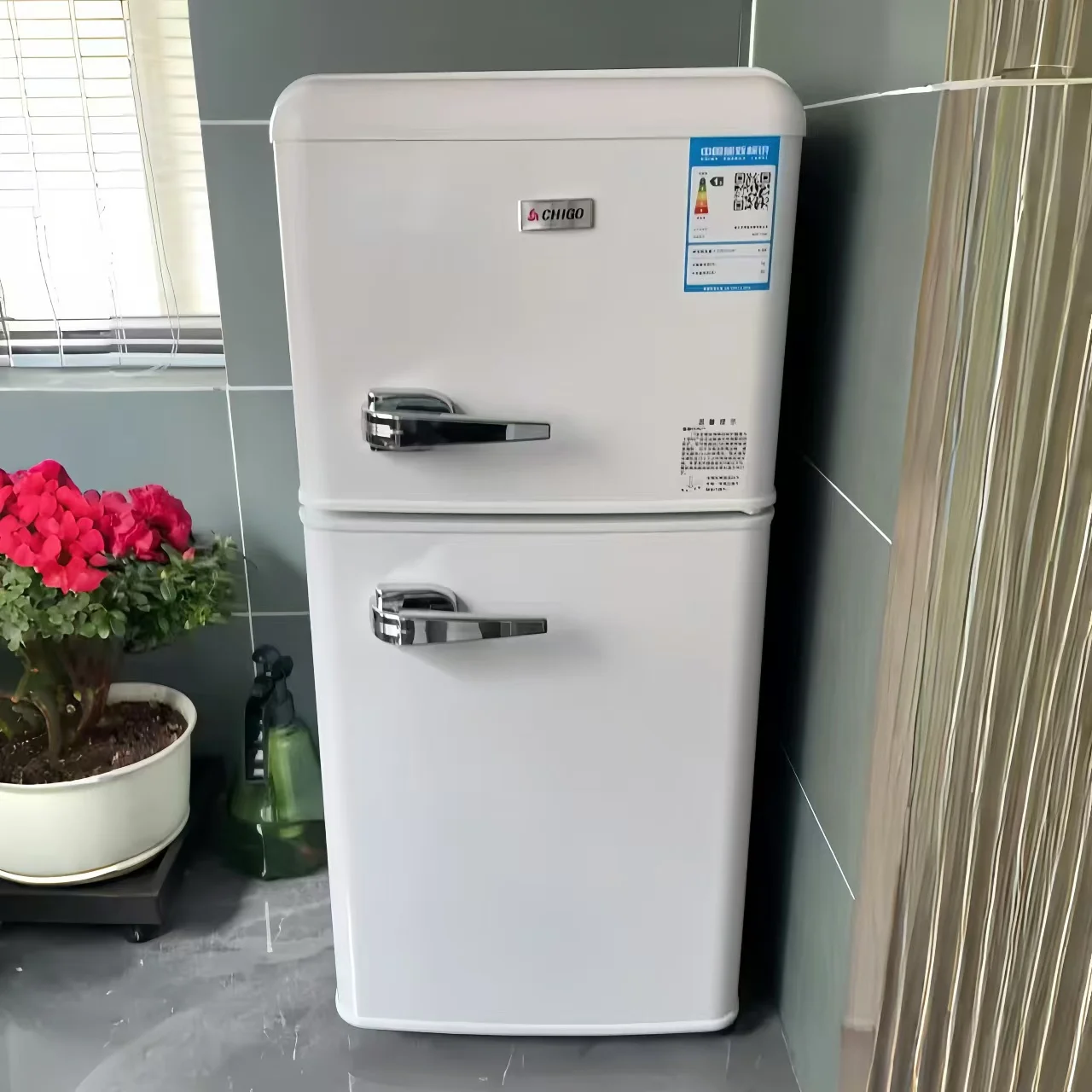 冷凍冷蔵庫トップ72Lレトロスタイル小型冷蔵庫| Alibaba.com
