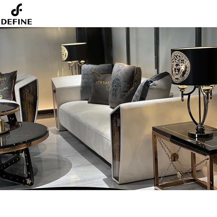 3人掛けソファ 光沢のある無垢材アームレストリビングルーム用の3人掛け断面