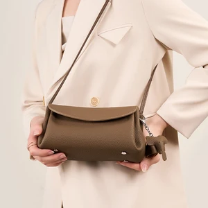 Genuine Leather Vintage Fashion Crossbody Bag for Women Luxury Designer Handbag with Waterproof and Portable Features