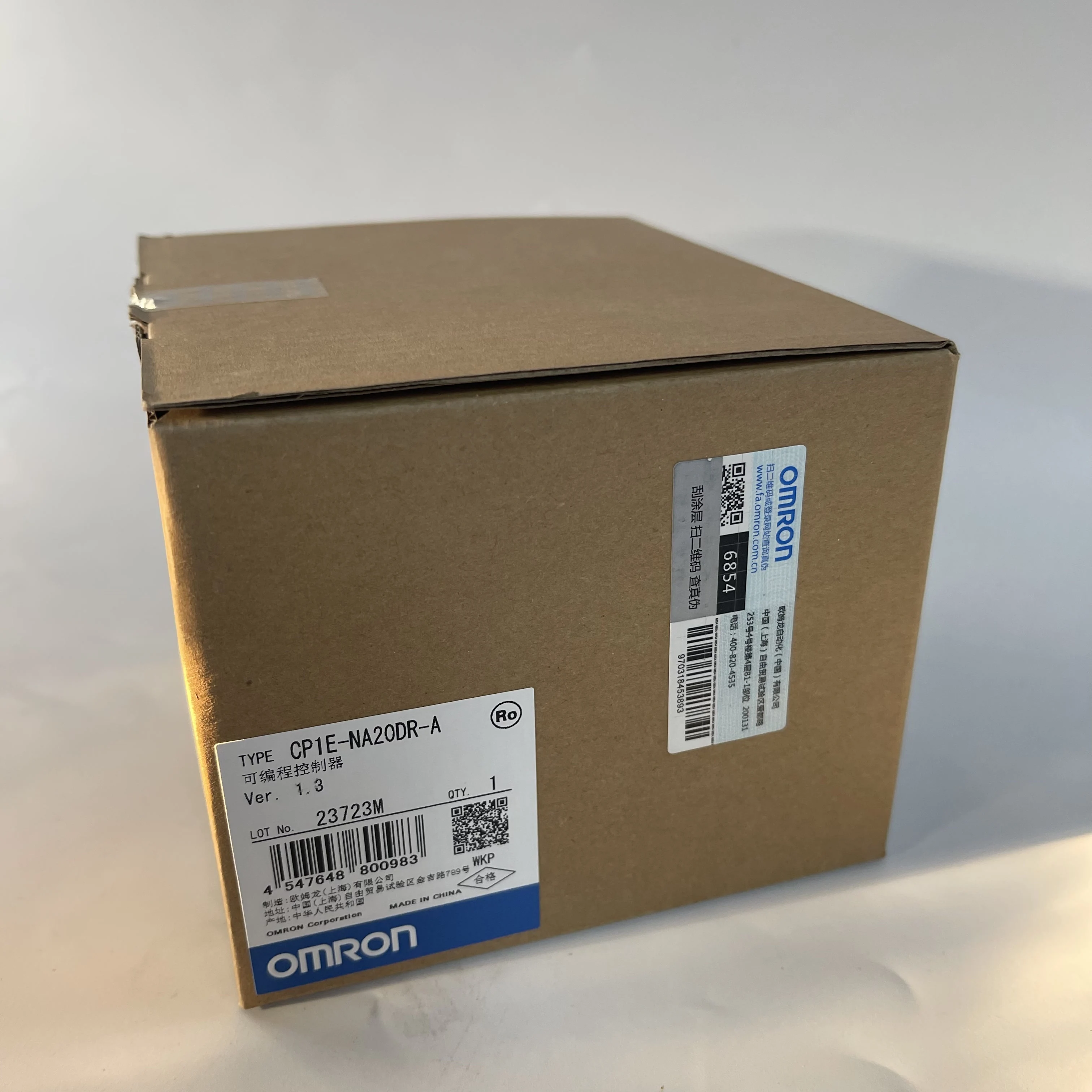 OMRON Programmable Logic Controller PLC CP1E-NA20DR-A