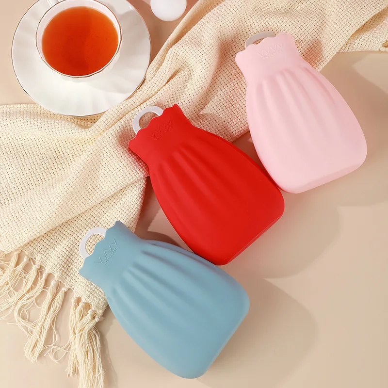 Buy Wholesale China Microwave Heating Eco-friendly Silicone Small Hot Water  Bottle With Cover & Silicone Hand Warm Hot Water Bag at USD 1.1