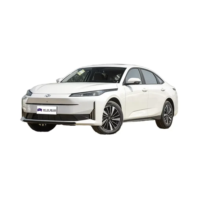 2025 Changan Qiyuan A05 Sedan 4-Door 5-Seater Automatic EV Long Endurance Hybrid New Condition FWD R17 Tire Size Left Leather