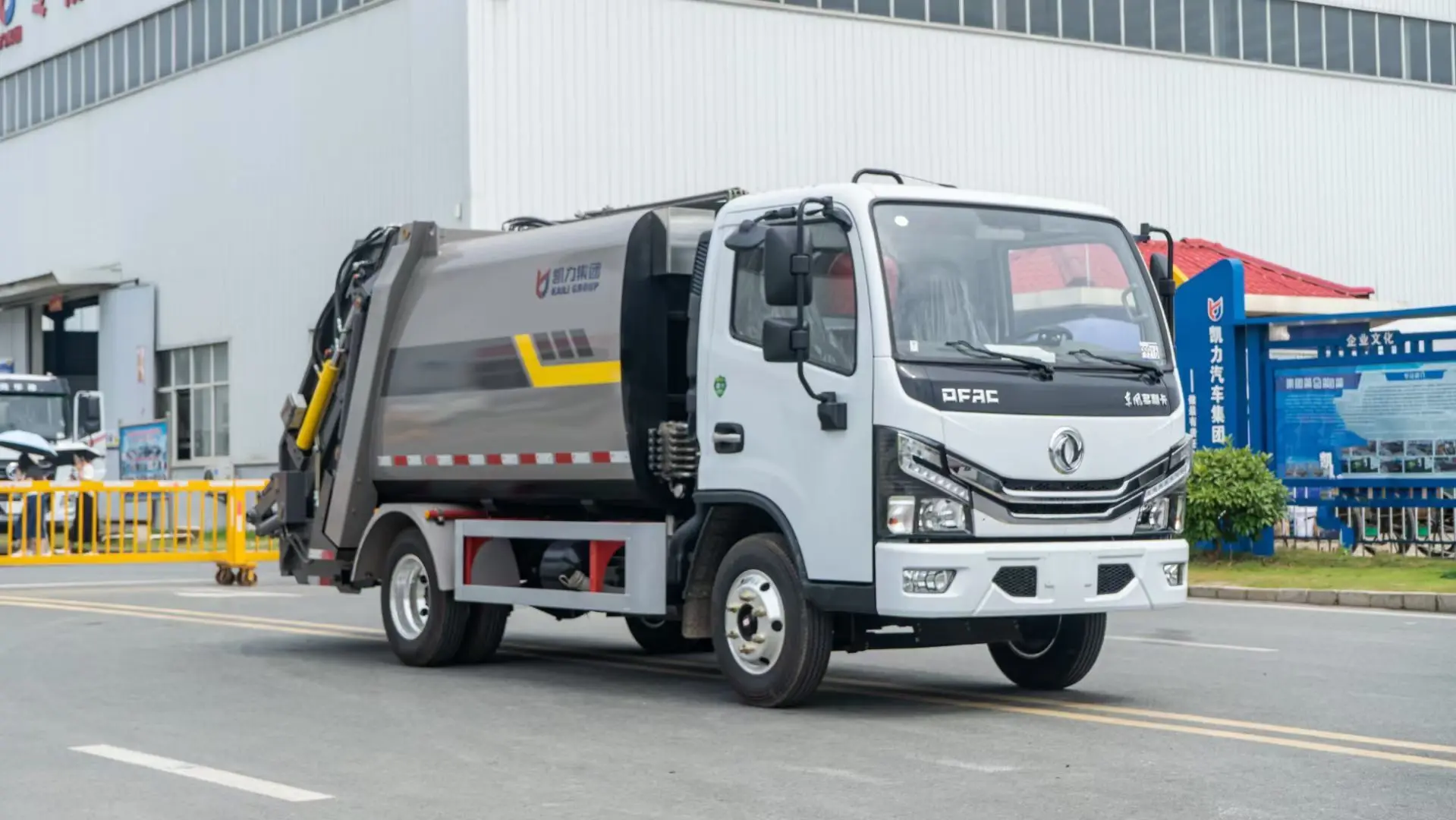 Hot Sale Refuse Compactor Garbage Truck for