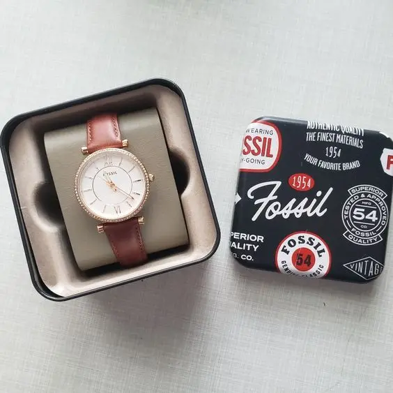 Wholesale Fossil Watch Packaging Luxury Personalization