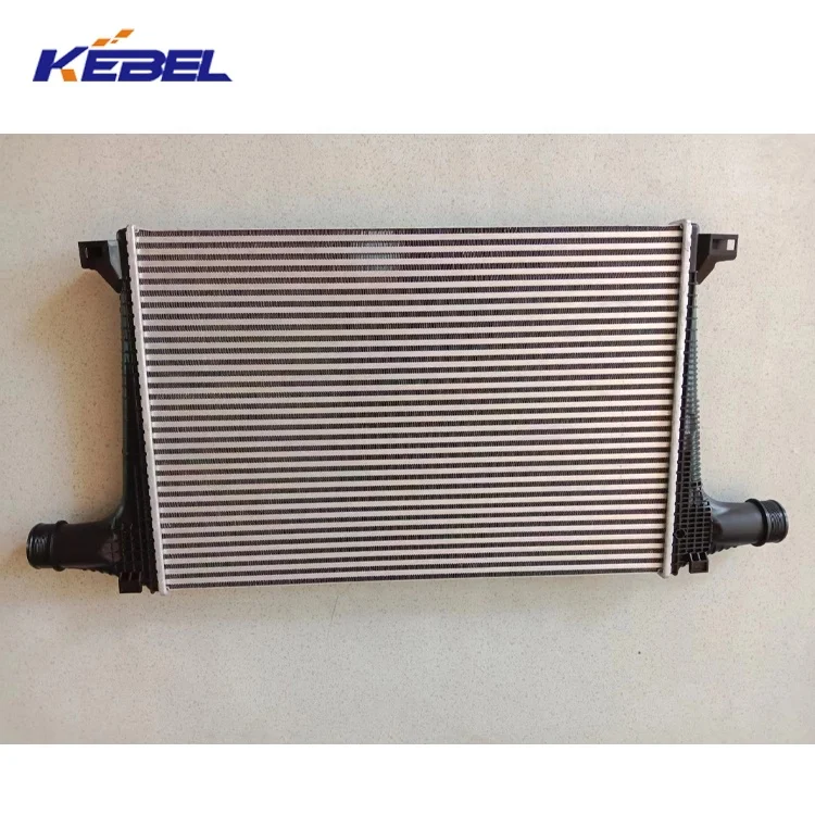 KEBEL Več prodajna cijena Auto dijelova Turbopunjač Intercooler OEM 4M0145805C Hladnjak zraka za AUDI Q7 2016