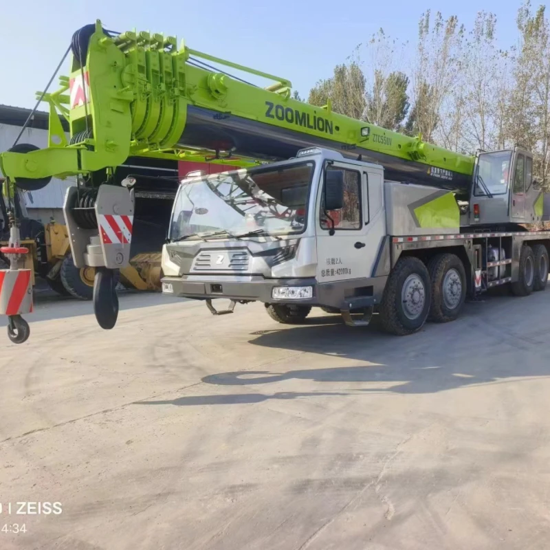 Model Mobile Crane For Heavy Lifting On Promotion For Sale 130 Ton Zoomlion Truck Crane Ztc1300H