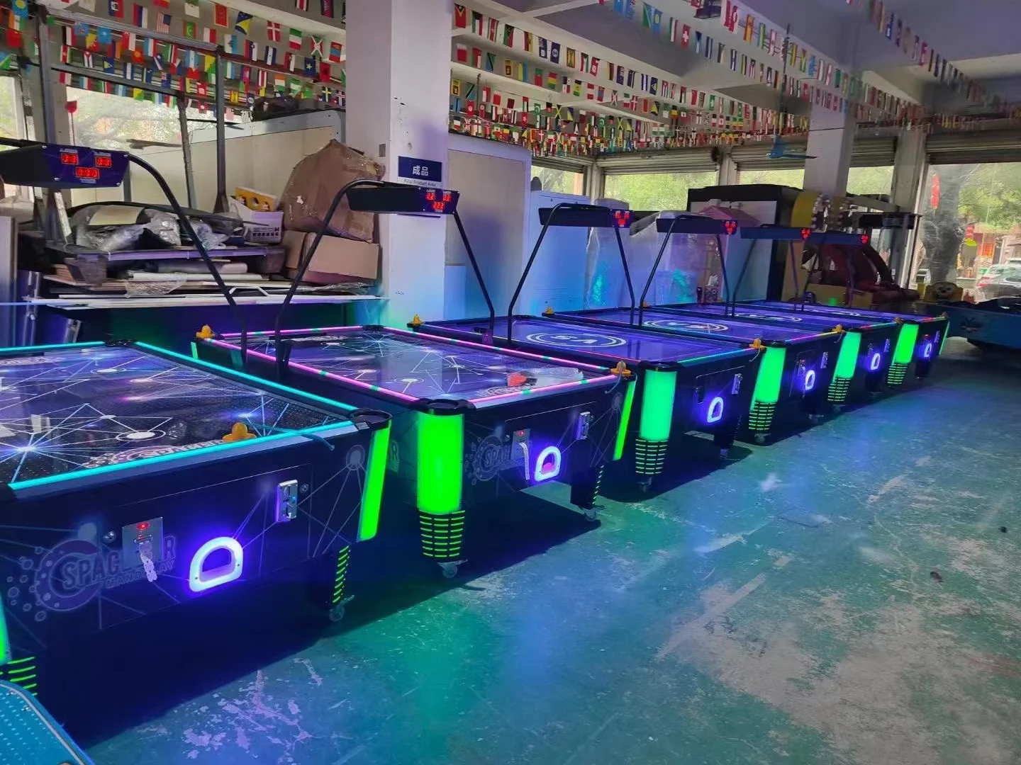 Funpark 2-Player Indoor Arcade Amusement Machine Coin Operated Sports Air Hockey Game Center Mini Wooden Features Board Material details