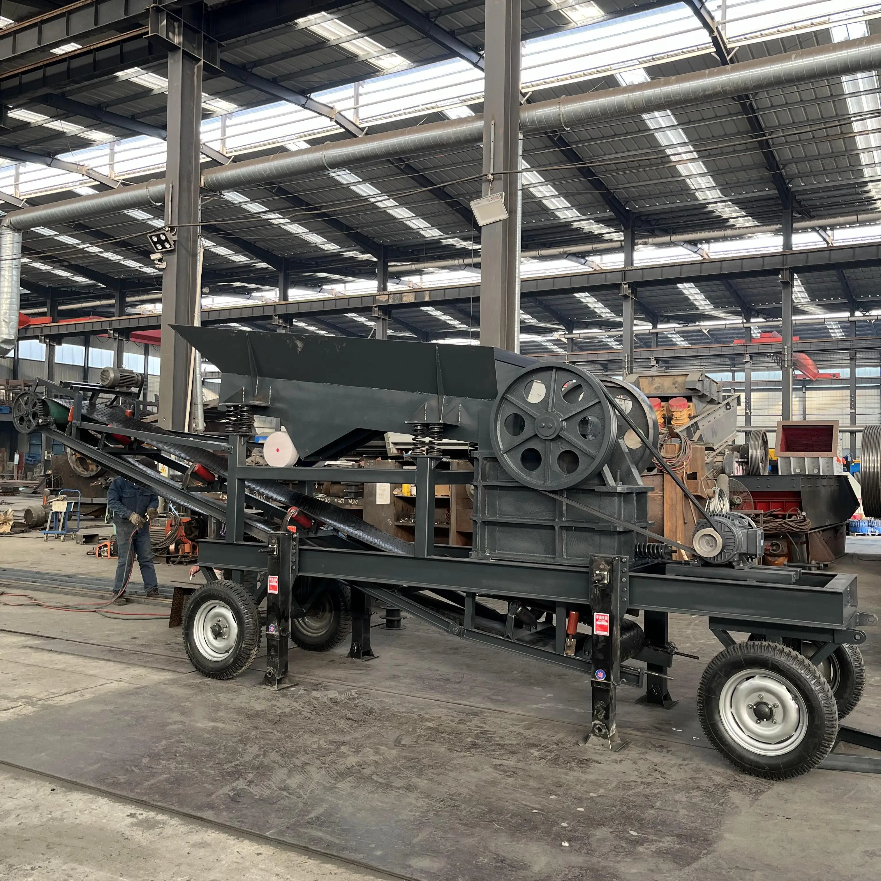 Mini Stone Crusher Toy for Kids - Easy to Operate