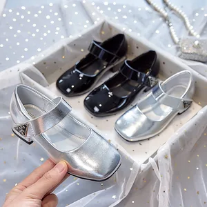 Patent Leather Design High Heel Shoes for Children Fashion Princess Girls Footwear Sandal Customized Party Kids Summer Sandals