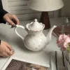 Primo incontro con la teiera rosa