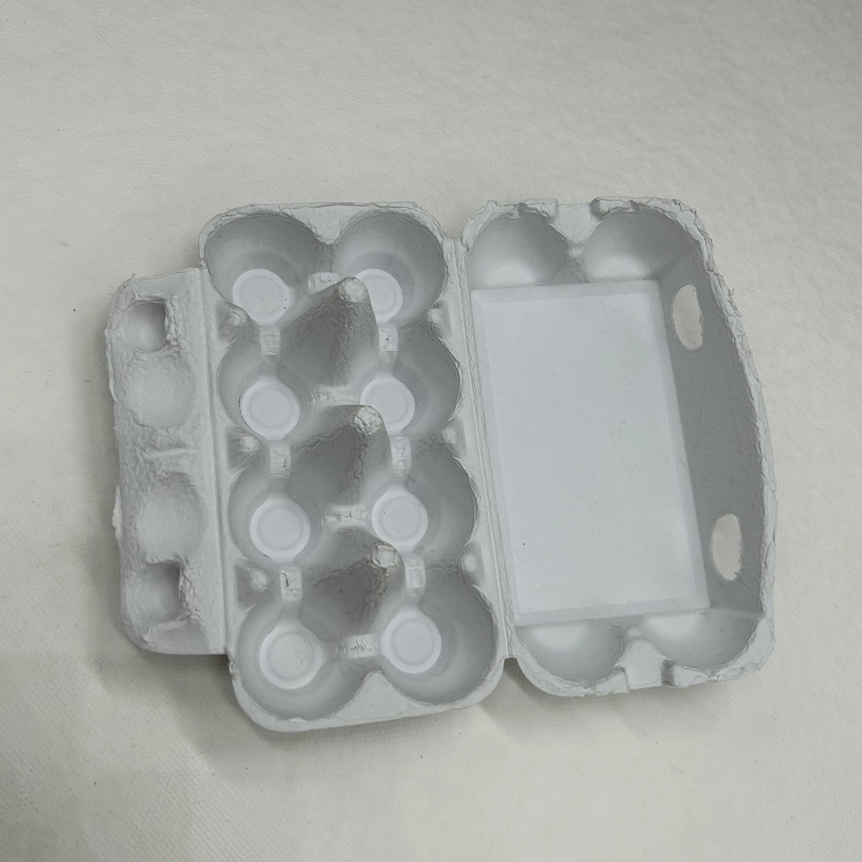 Eco Friendly Disposable Compostable Paper Pulp 8 Cell Egg Carton Trays