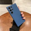 Azul oscuro