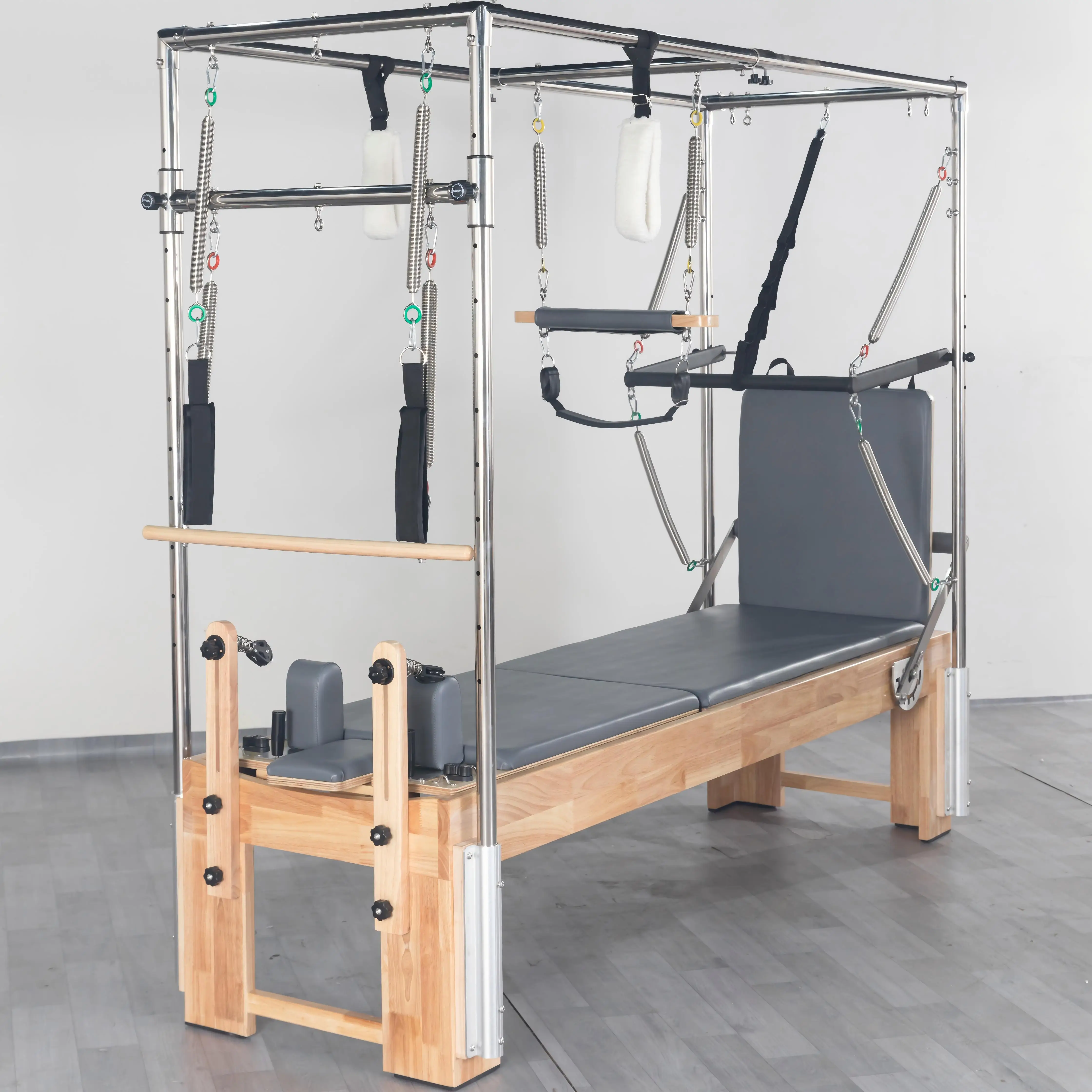 Pilates Reformer Features