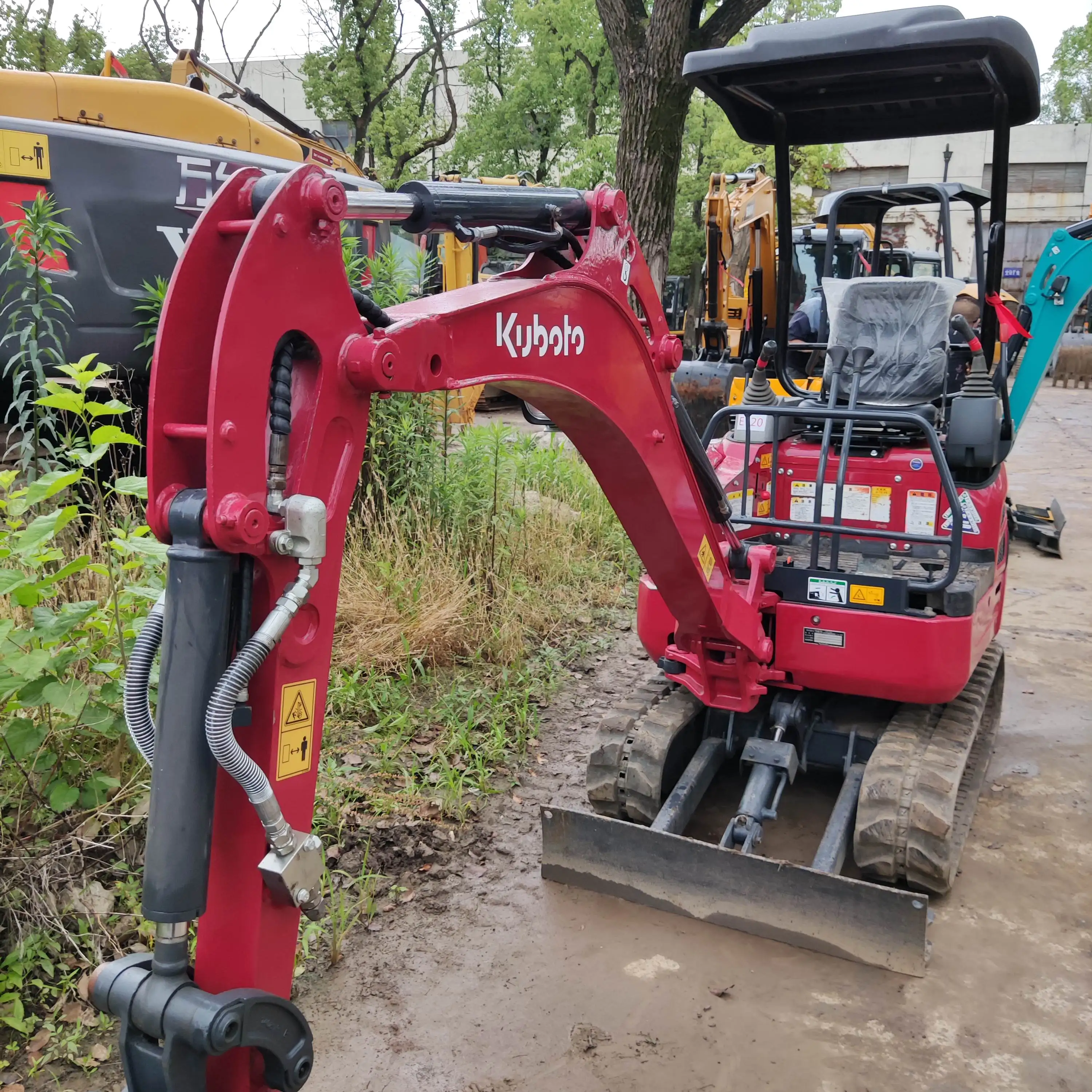 Used Cheap Small Track Digger Kubota U15 Hot Sell 1.5 Ton Mini Excavator with Cabin for Sale