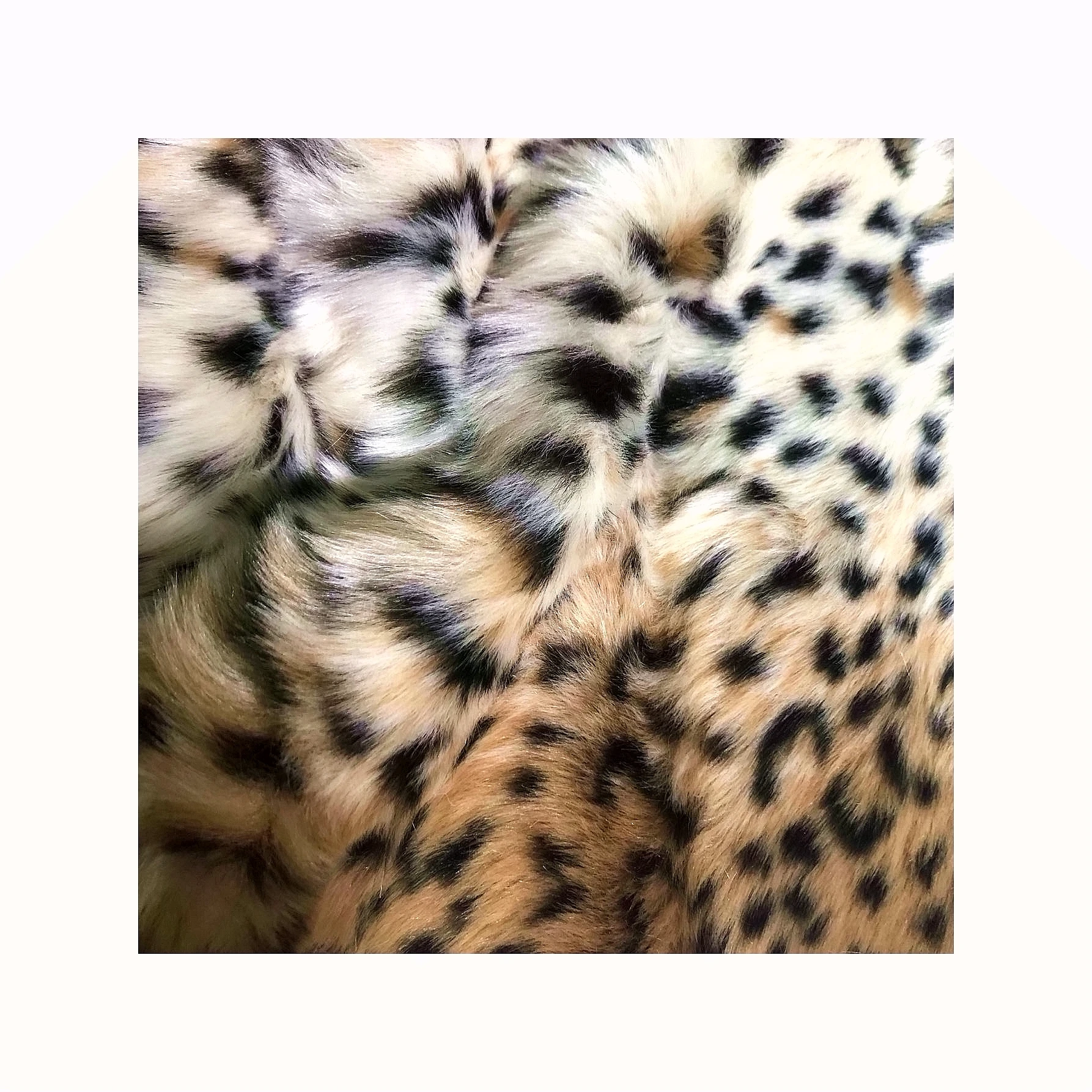 SUPER SOFT SMOOTH POLYESTER MADE LEOPARD FUR FABRIC