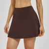 Falda corta marrón oscuro