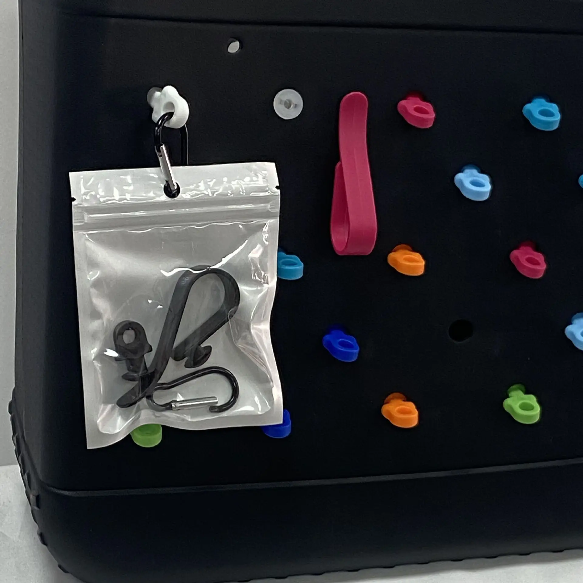 Besafe Insert Plastic Hooks Accessories Charm Carabiner Keychain Key Holder Compatible With Bogg