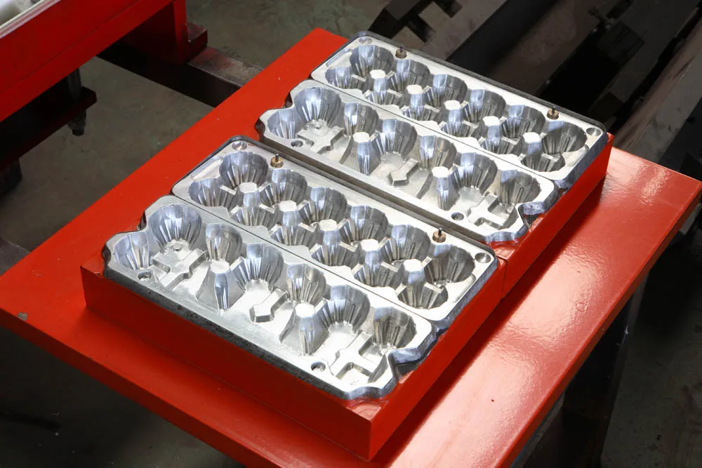 Automatic Thermoforming Machine for Making Plastic Trays Convenient Operation with Inexpensive Price for PET PVC BOPS HIPS