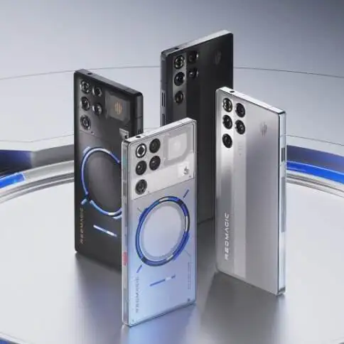 ZTE Nubia RedMagic 11 Pro - 6.85'' AMOLED, Snapdragon 8 Elite