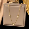 Collar de oro