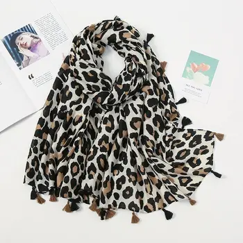 2022 Fashion Women Digital Print Leopard Shawl Muslim Polyester Cotton Scarf for women