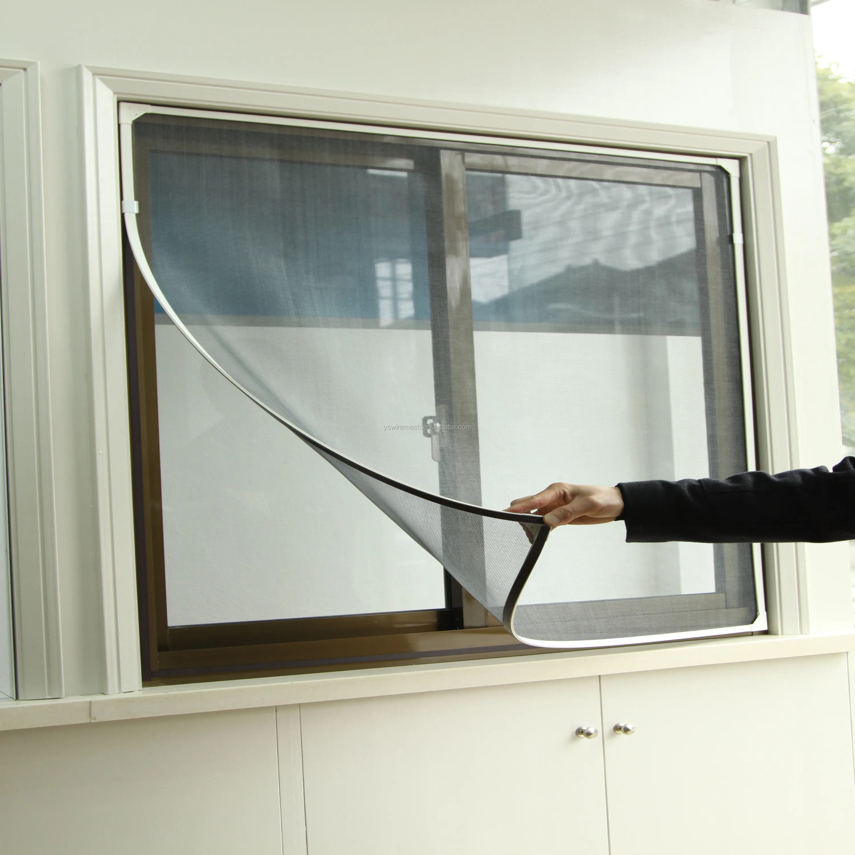 Reusble Magnetic DIY Fly Screen Mesh for Window and Door