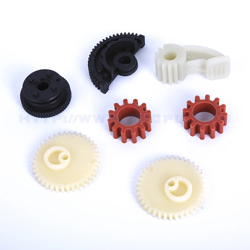 Factory High Precise Custom Making Molded Small Pa66 30Gf Nylon Plastic Toys Gear Parts