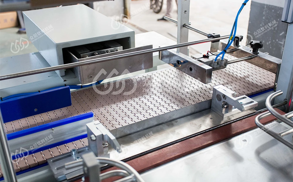 Хорошая цена, индивидуальная автоматическая упаковочная машина и линия для термоусадочной упаковки бутылок