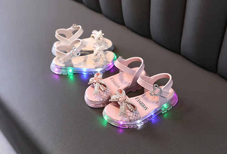 Light Up Girls Sandals Baby Shoes Summer New Bow Children's Soft Bottom  Kids Led Sandals - Buy Kids Led Sandals,Baby Girl Led Sandals,Light Up  Girls Sandals Product on Alibaba.com