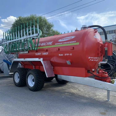 16 tonluq İri Ölçekli Maye Peyin Gübrə Səpən Traktor Qoşqulu Şlam Səpən Tankerlər