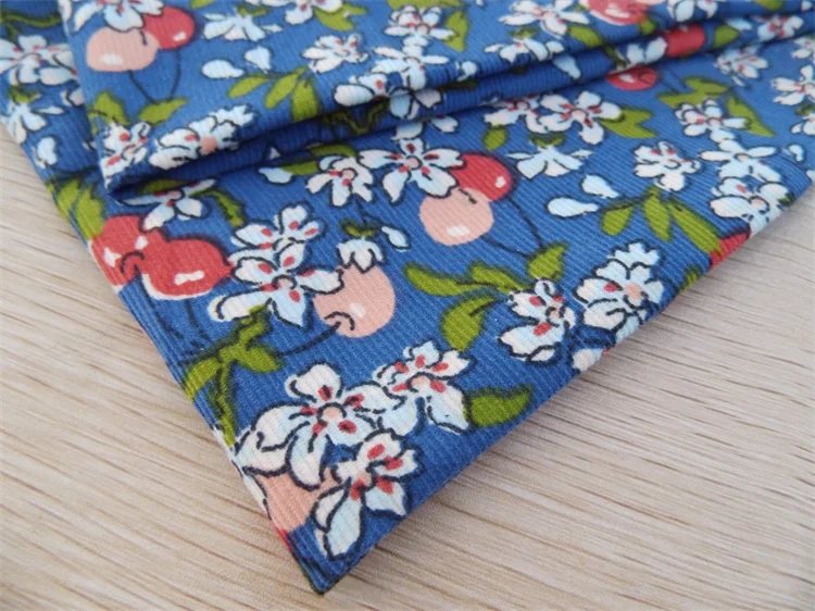 Китай высокое качество индивидуальный принт 18 полос Вельветовая ткань для брюк и