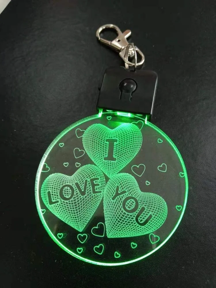Portachiavi a Forma di Cuore con Luce LED 3D in Cristallo Acrilico Personalizzato - Regalo per i Propri Cari