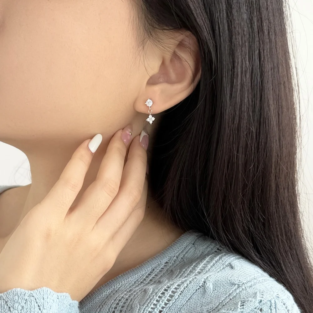 KAKODIY Glamour Charm Womens Rhodium 18K Gold Plated 925 Sterling Silver 5A Zirconium Oxide Four Leaf Clover Stud Earrings detail 2