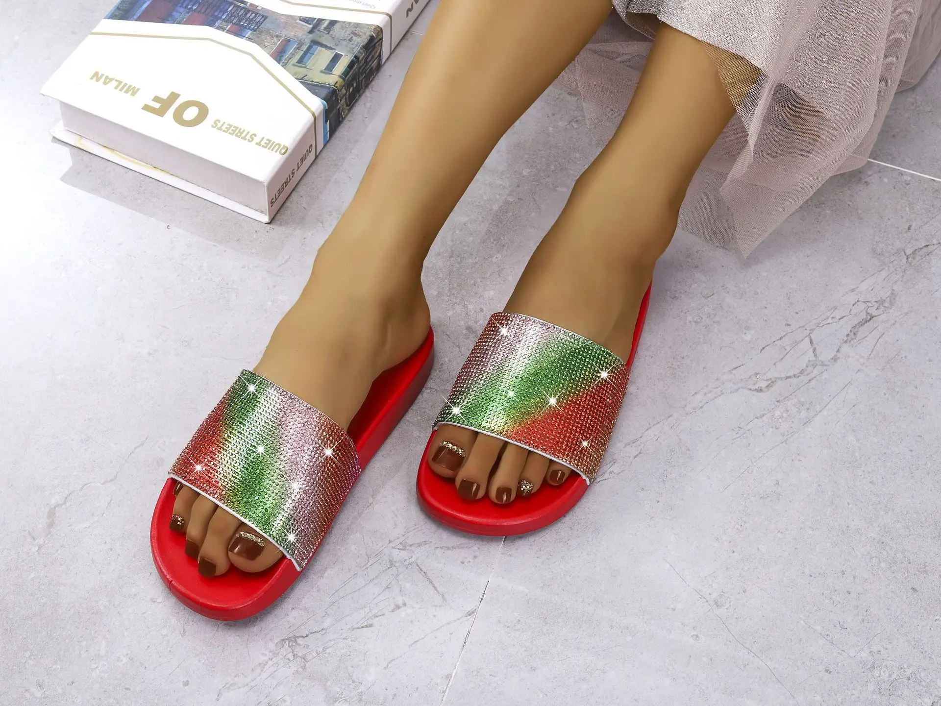 2022 Summer Slides Slippers Women"e;s Sandals Rainbow Gradient Rhinestone Flat Ankle Strap Sandals Fashion Slippers