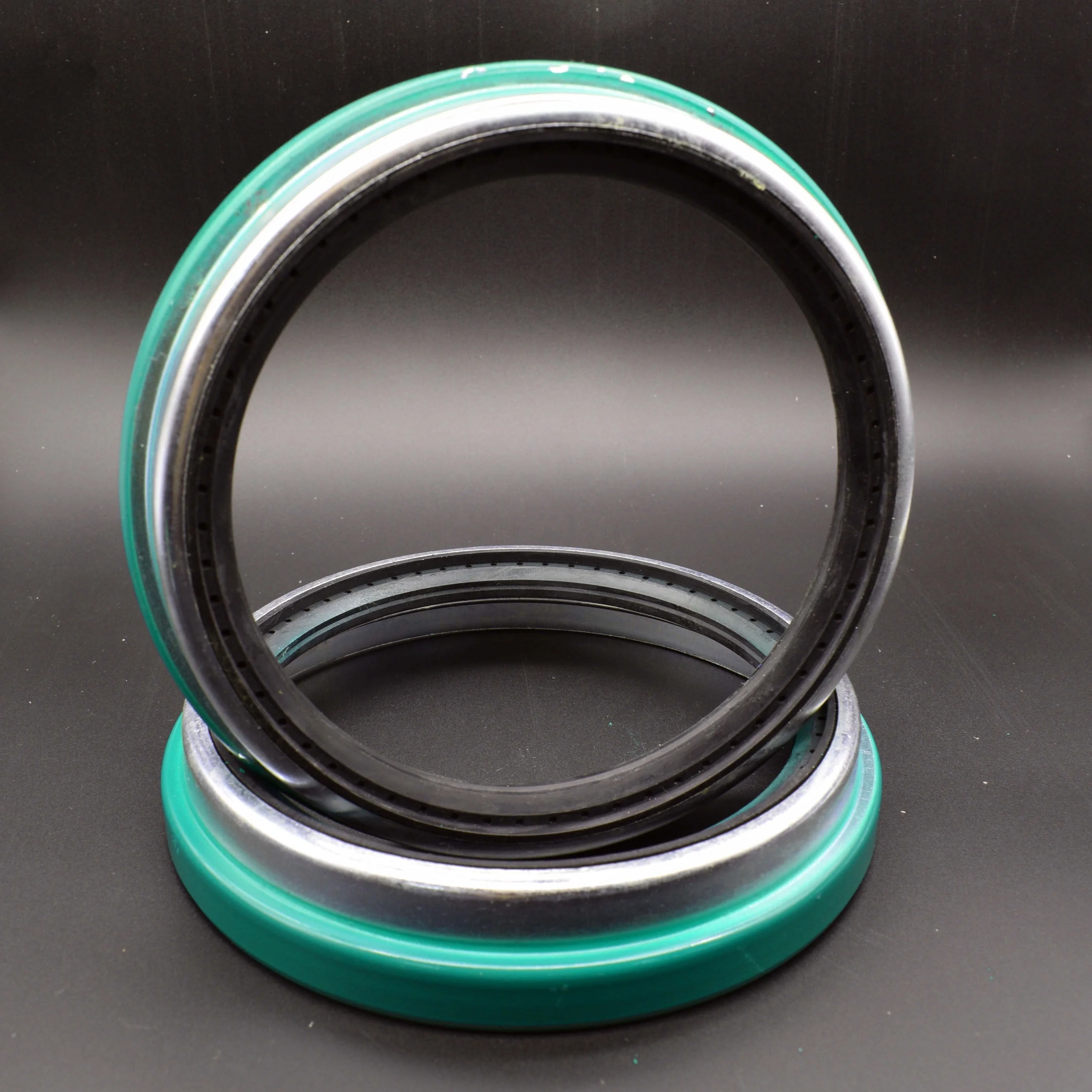 中古部品 Stemco 47697 Truck Oil Seal - Durable & Reliable Performance