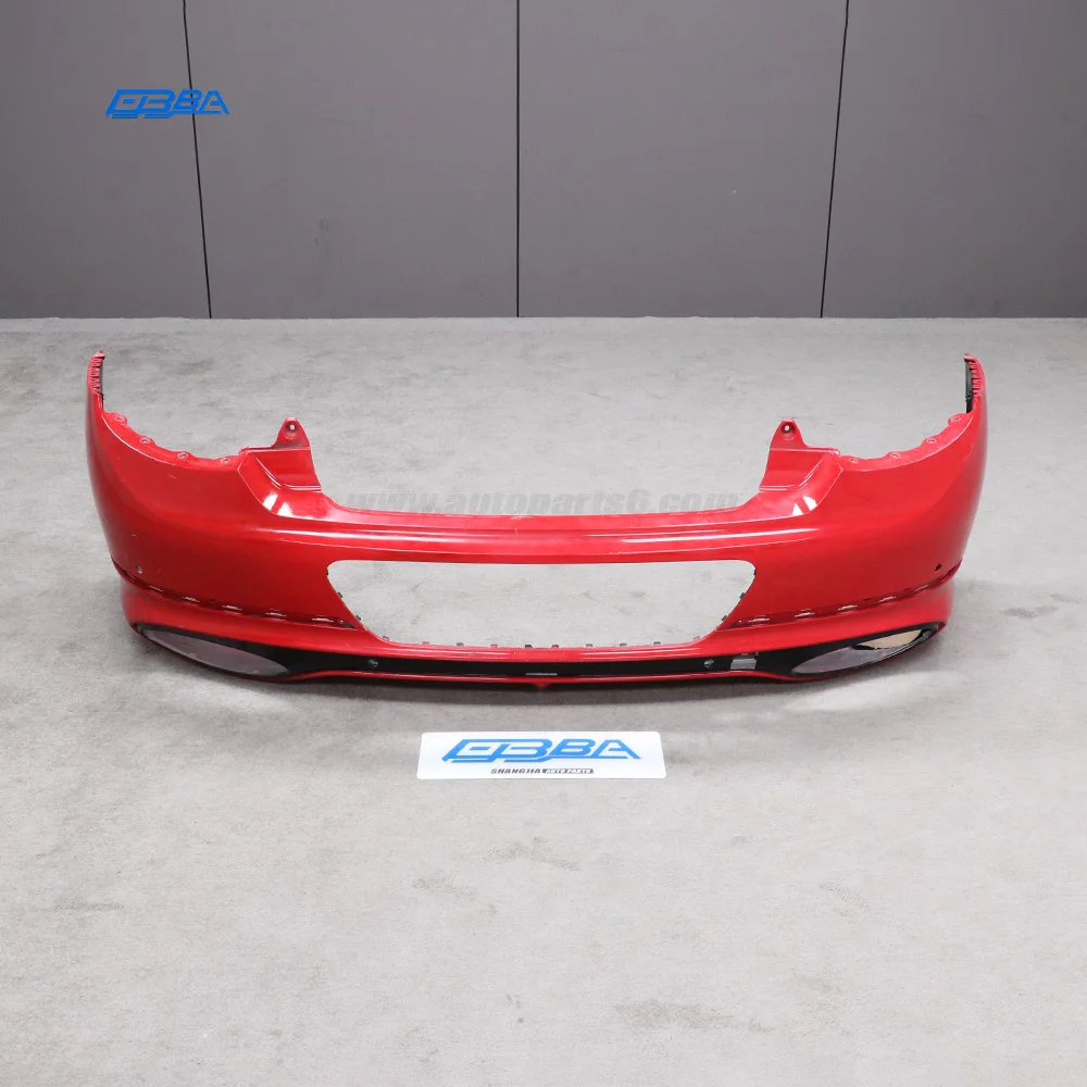 חלקי גוף אוטומוביל: אסמבלי בומפר אחורי – חלק עליון ותחתון ל-Bentley Continental GT, 2019