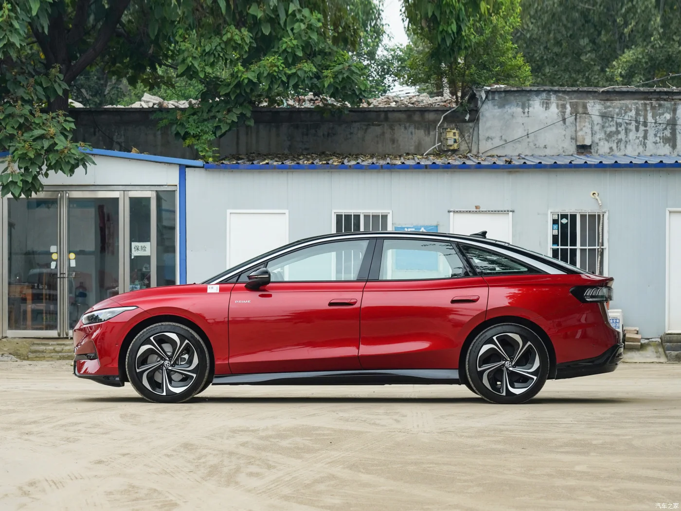 Electric EV Car 2025 VW ID.7 Vizzion 5-Door 5-Seater EV Electric SUV Sedan AWD Drive
