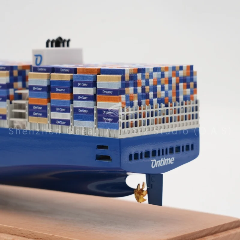 Premium boat model for cargo shipment display, made by professional maker. Custom production available with fine details, ideal for exhibition, teaching and business gifts. We support logo and color customization, stable quality for bulk order supply.Amber@vesselmodel.com Tel：+86 18038048785