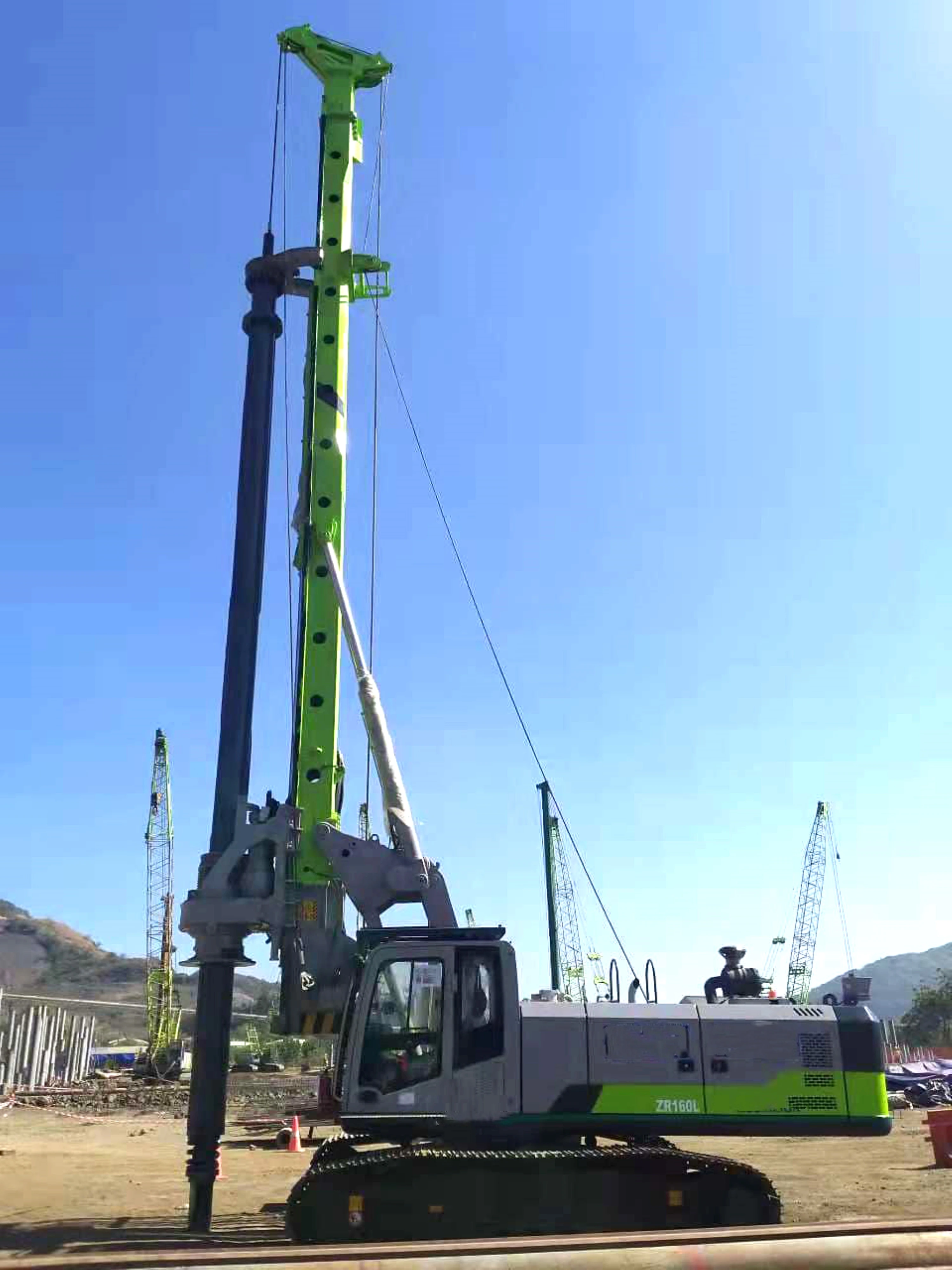 ZOOMLION ZR160L Rotary Drilling Rig - High Efficiency & Depth